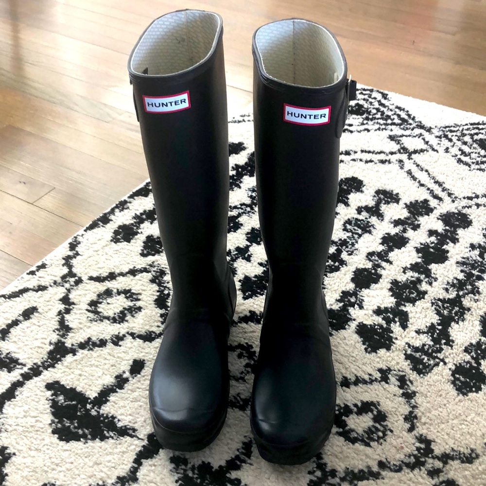 Hunter Tall Matte Rain Boots